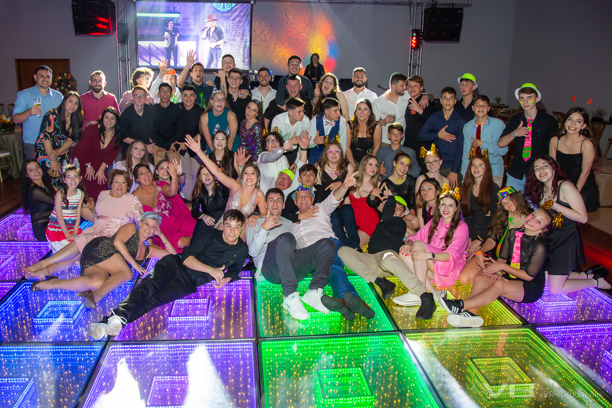 Festa da Bele, no comando da DJ Camile Bissani