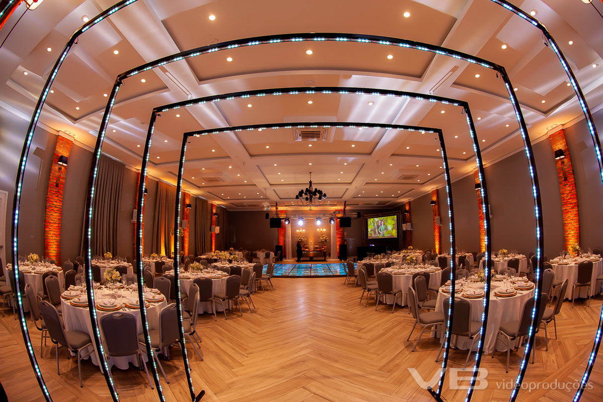 Túnel de LED da VB Vídeo Produções no casamento de César e Jéssica