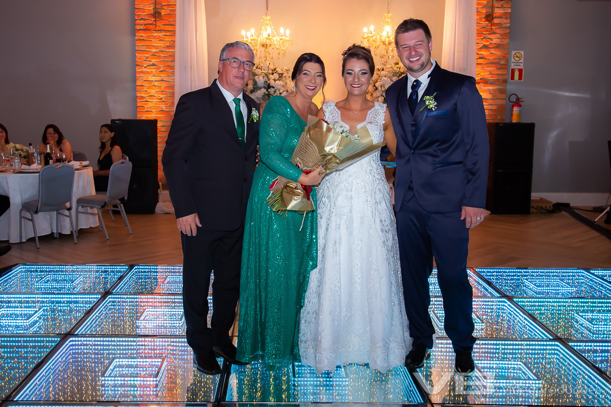 Homenagem para madrinha que organizou o casamento