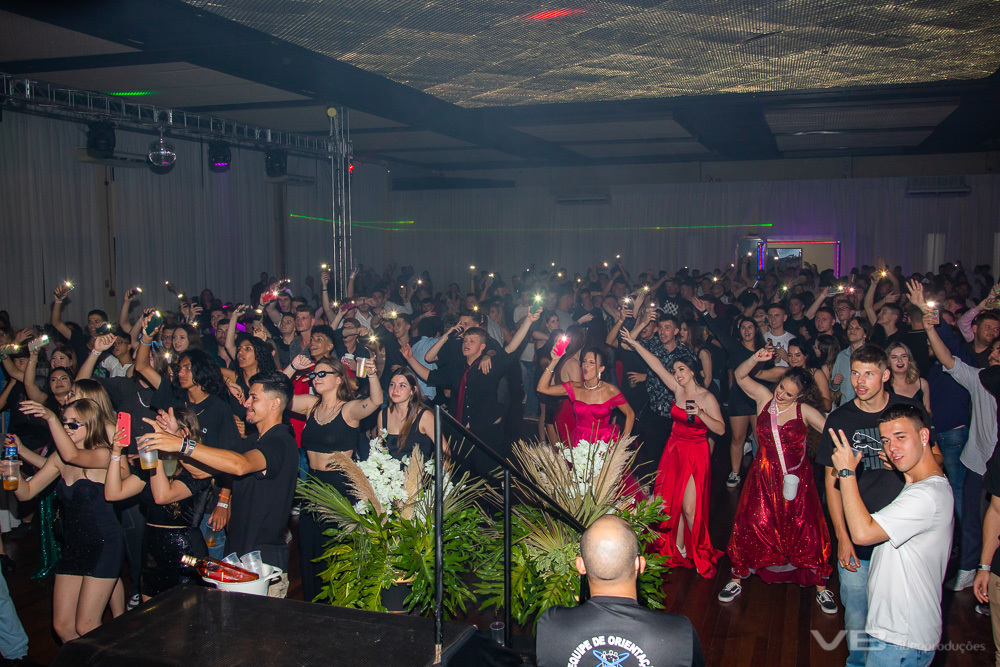 Formatura Terceirão 2022, Colégio Regina Coeli de Veranópolis, na Sociedade Alfredochavense, produção de VB Vídeo Produções, fesra