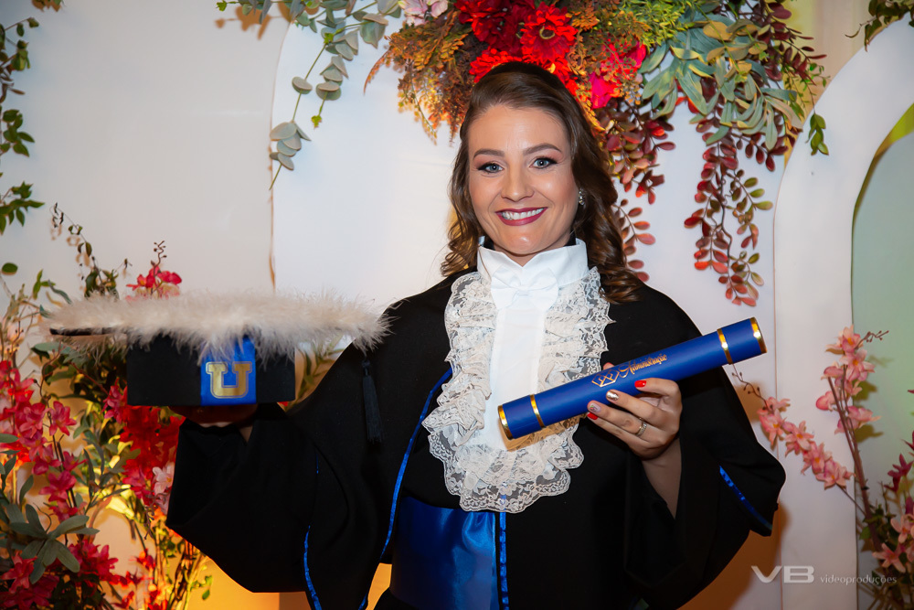 Fotos formanda no cenário de fotos