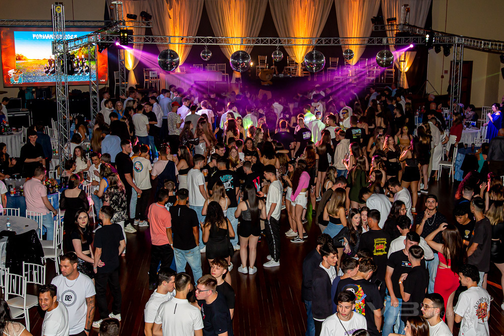 Formatura Regina Coeli 2023, na SOAL, Veranópolis, produção e cobertura de VB Vídeo Produções