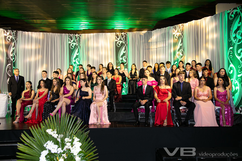 Formatura AVAEC 2023, na SOAL em Veranópolis, produção de VB Vídeo Produções