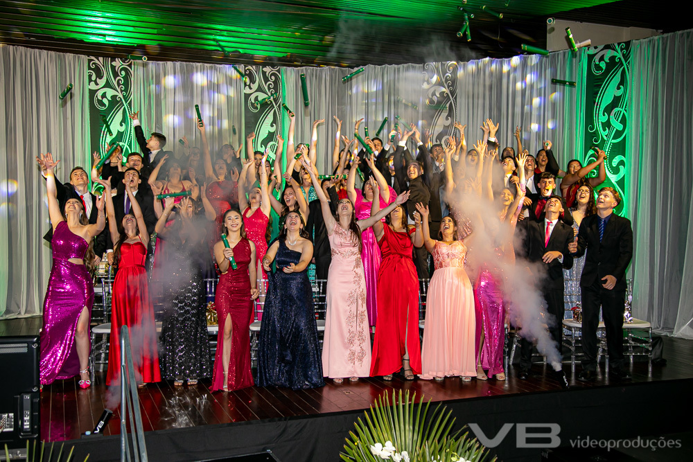 Formatura AVAEC 2023, na SOAL em Veranópolis, produção de VB Vídeo Produções