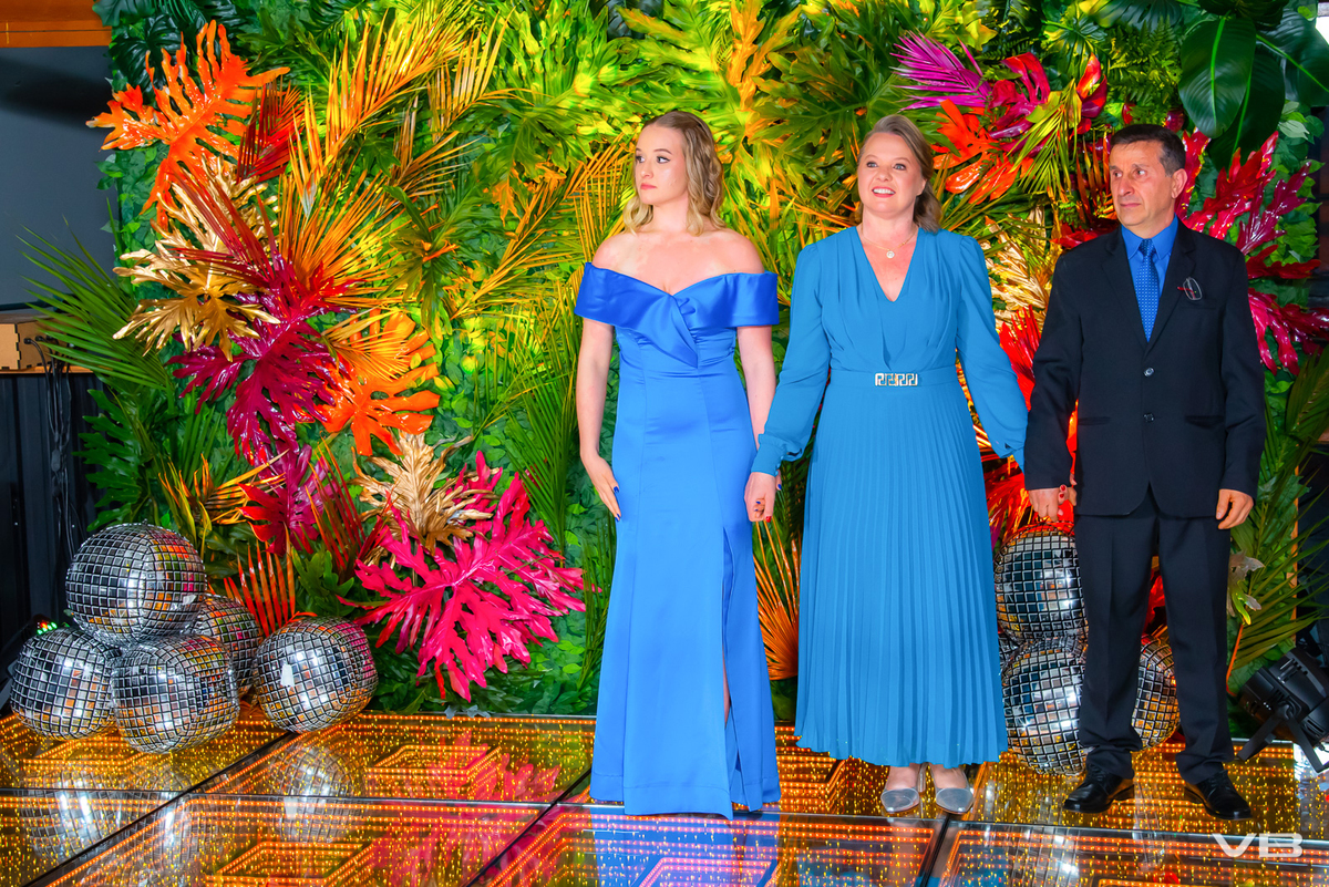 Festa de Formatura Camile Bissani, no Espaço de Eventos Dom Vital, na Sociedade Alfredochavense em Veranópolis, produção de VB Vídeo Produções