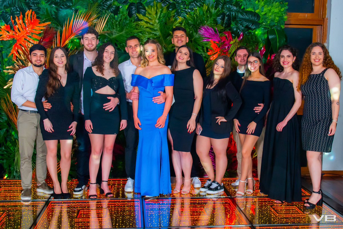 Festa de Formatura Camile Bissani, no Espaço de Eventos Dom Vital, na Sociedade Alfredochavense em Veranópolis, produção de VB Vídeo Produções