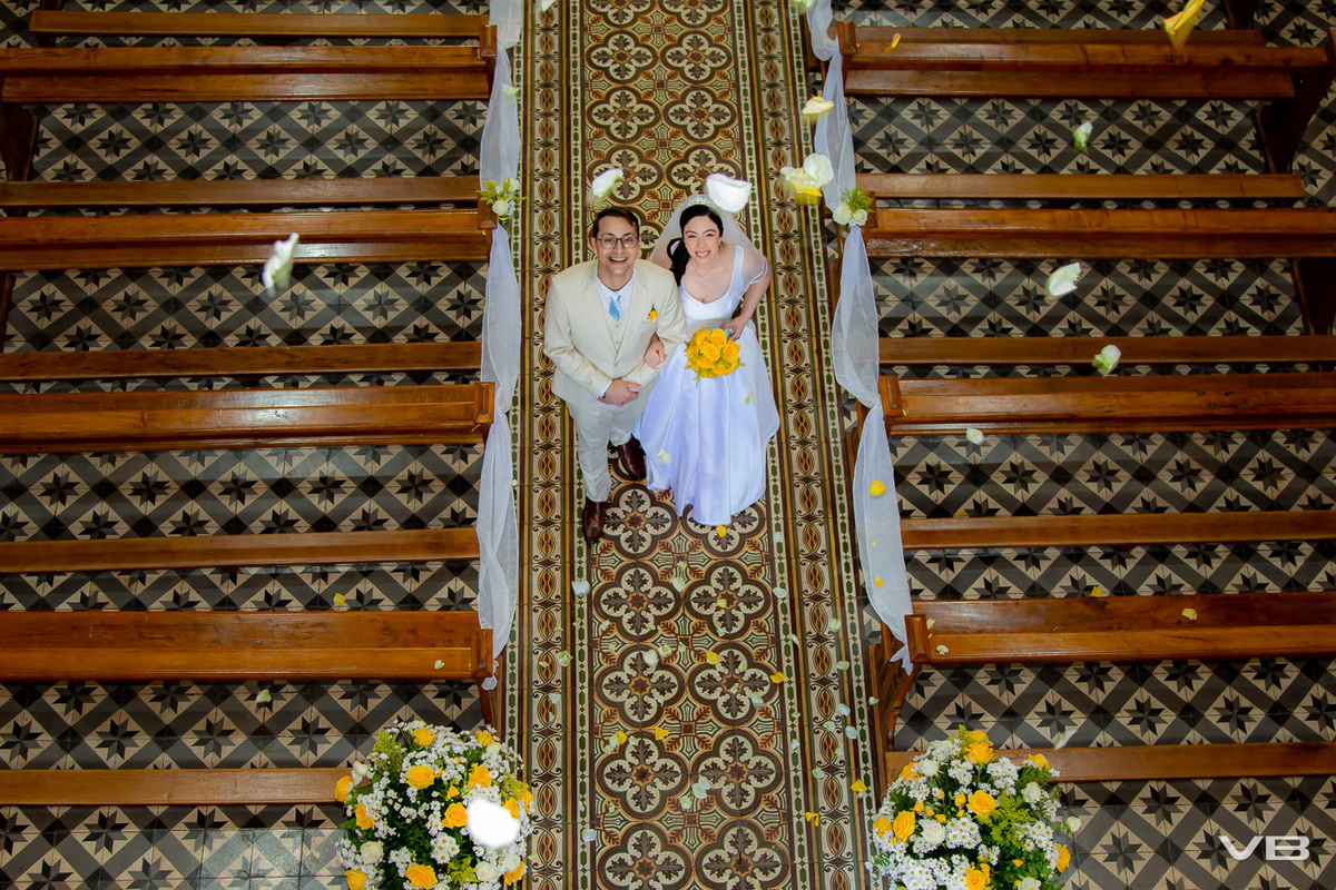 Casamento de Endrew e Brenda na Igreja Matriz de Veranópolis, cobertura fotográfica de VB Vídeo Produções