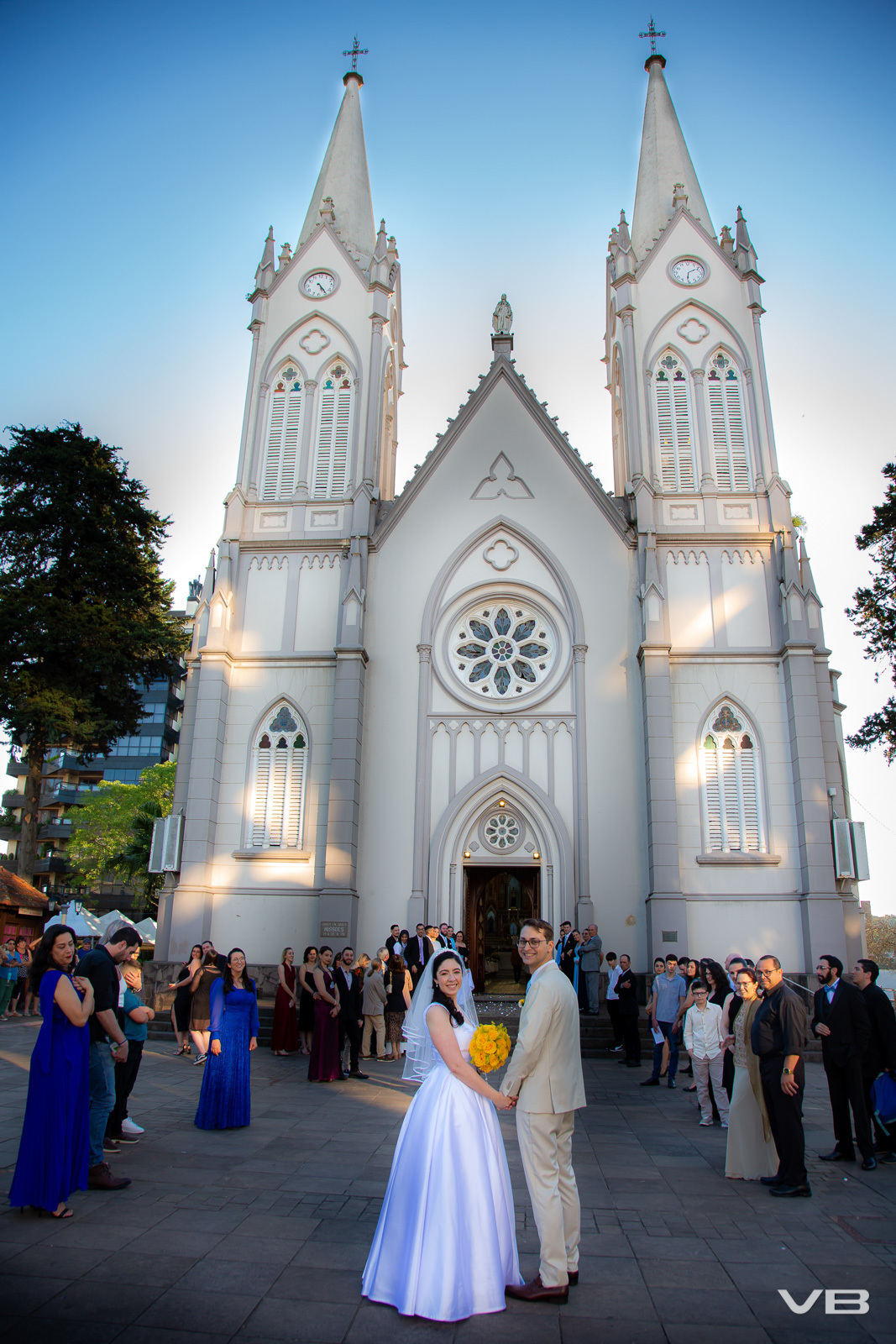 Casamento de Endrew e Brenda na Igreja Matriz de Veranópolis, cobertura fotográfica de VB Vídeo Produções
