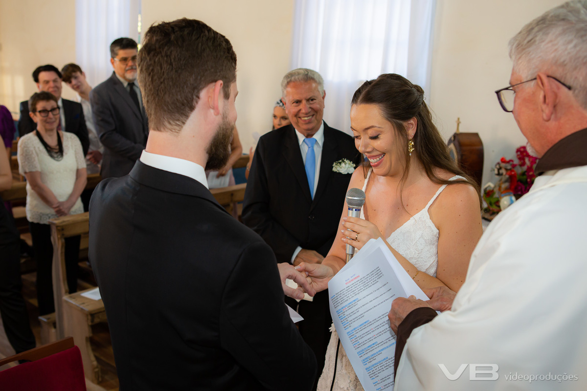 Casamento Karen e Pedro na Igreja de Pedra São Jorge em Vila Flores, video, foto e som da VB Vídeo Produções