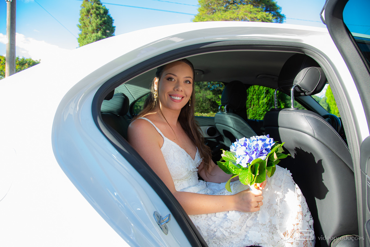 Casamento Karen e Pedro na Igreja de Pedra São Jorge em Vila Flores, video, foto e som da VB Vídeo Produções