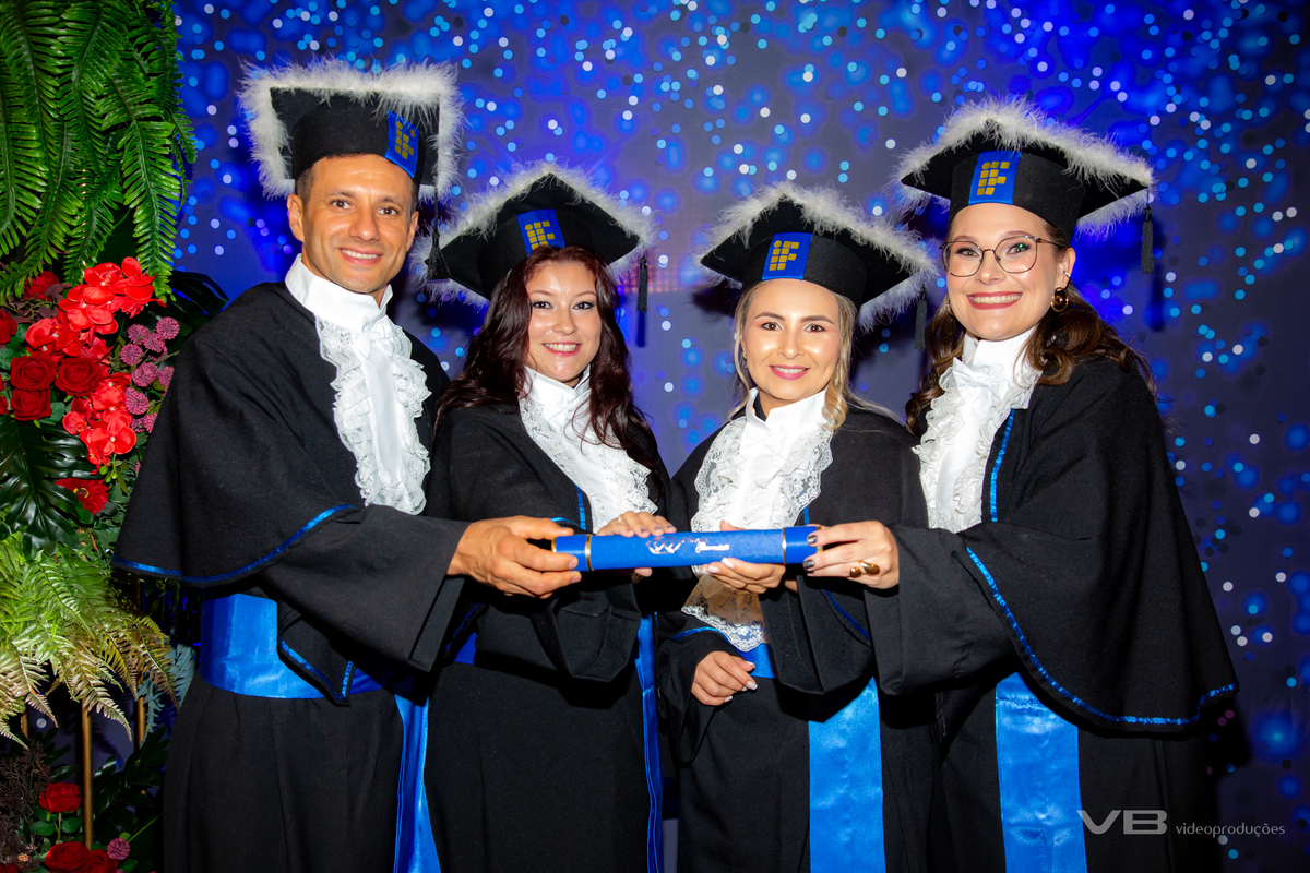 Formatura IFRS Campus Veranópolis, produção de VB Vídeo Produções, na Casa da Cultura de Veranópolis