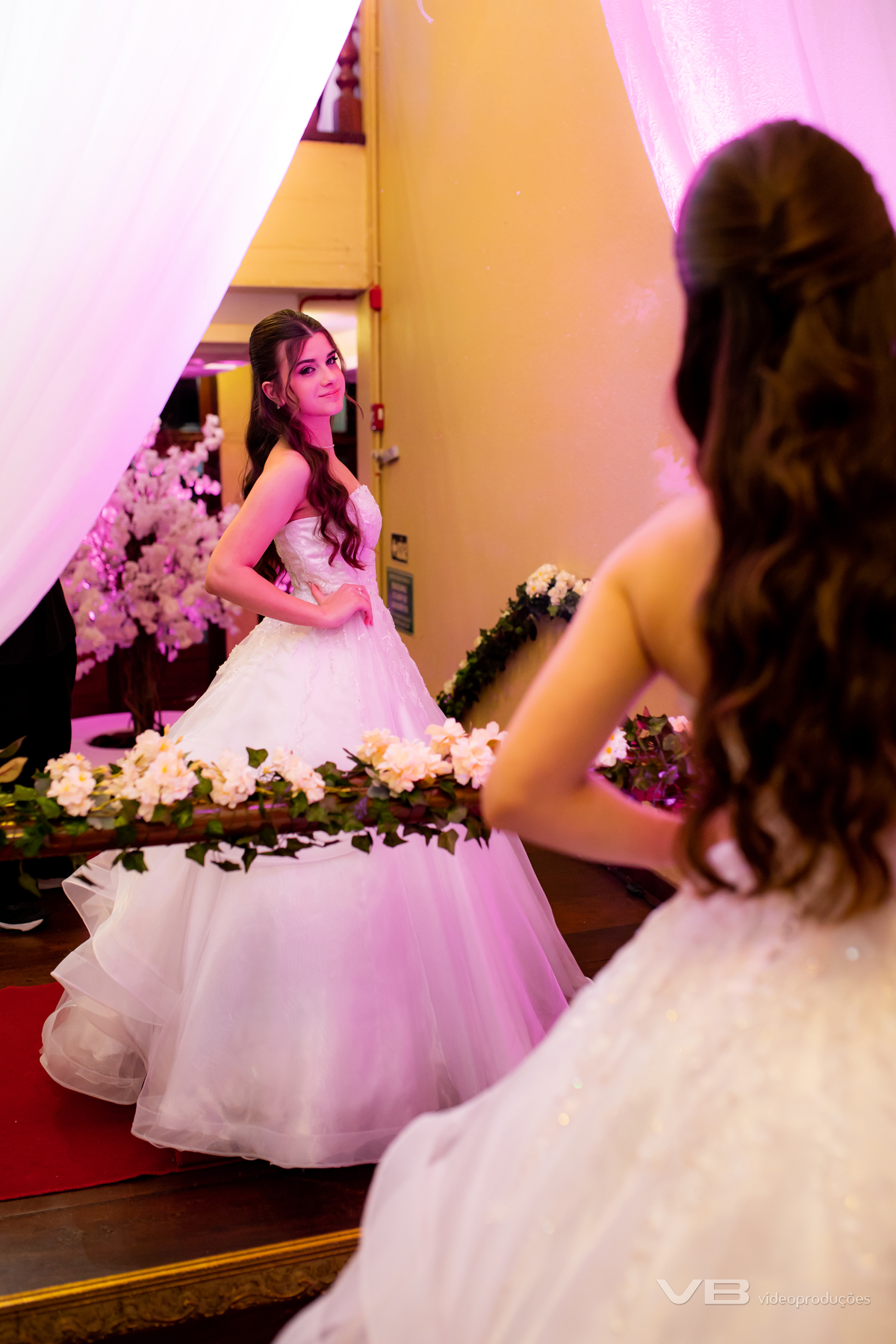 Baile de Debutantes SOAL 2025, Veranópolis, produção de VB Vídeo Produções