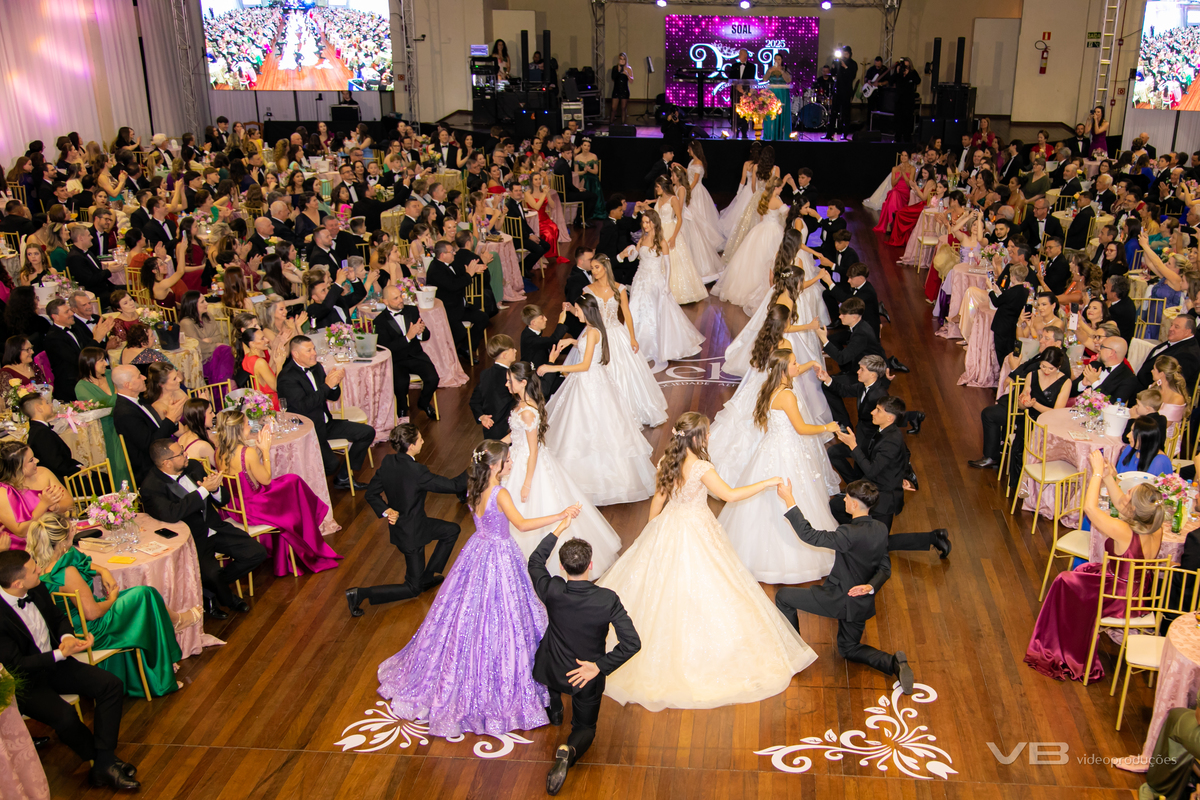 Baile de Debutantes SOAL 2025, Veranópolis, produção de VB Vídeo Produções