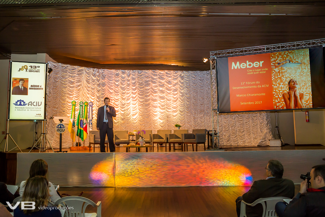 Márcio Chiaramonte da Meber no Fórum do Desenvolvimento de Veranópolis