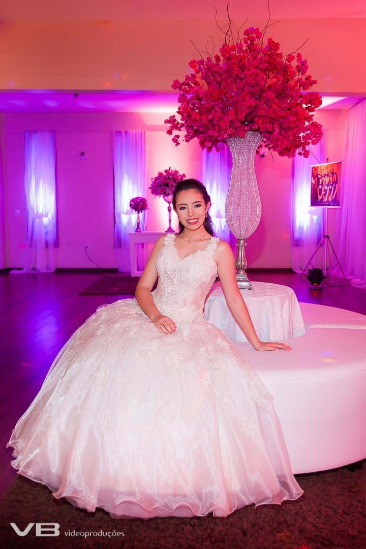 Ana Laura Baldasso Ramos Debutante SOAL 2018