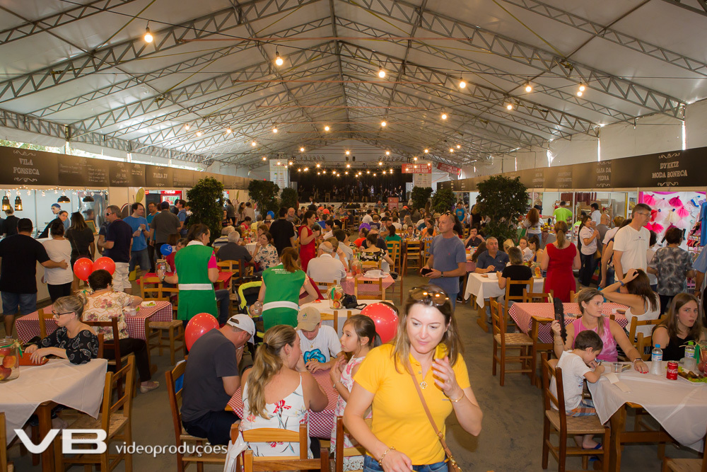 Praça de Alimentação da X Femaçã