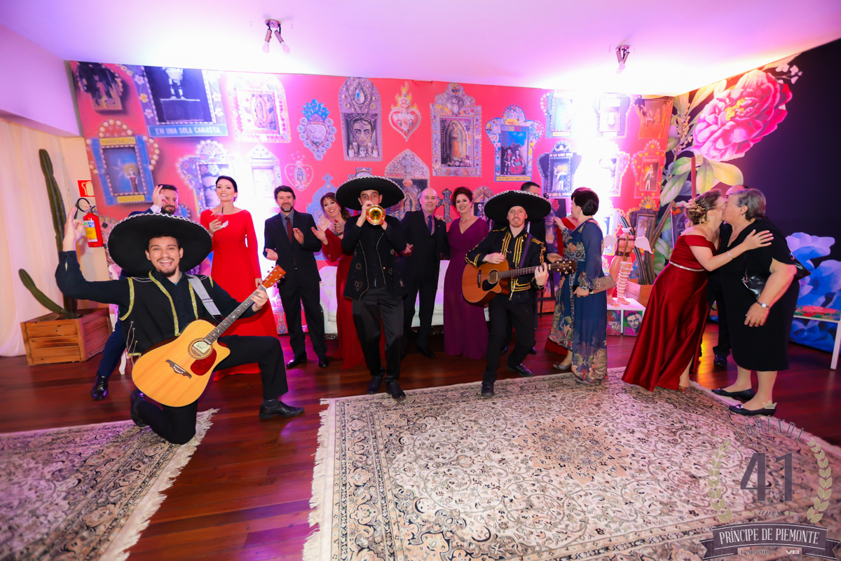 Músicos fazem a recepção da 41 Comenda Príncipe de Piemonte-Soal-Veranópolis