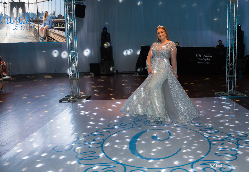 Festa de 15 anos da Camile, na SOAL, em Veranópolis, evento realizado e produzido pela VB Vídeo Produções