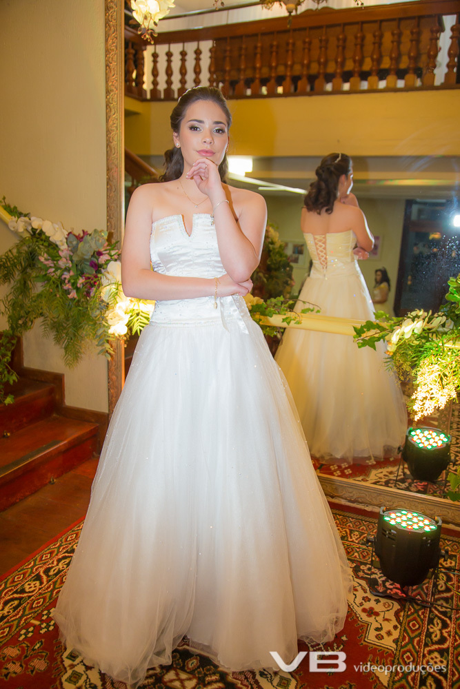 VB Vídeo Produções no Baile de Debutantes da SOAL 2019, em Veranópolis
Izabelle de O. Batista