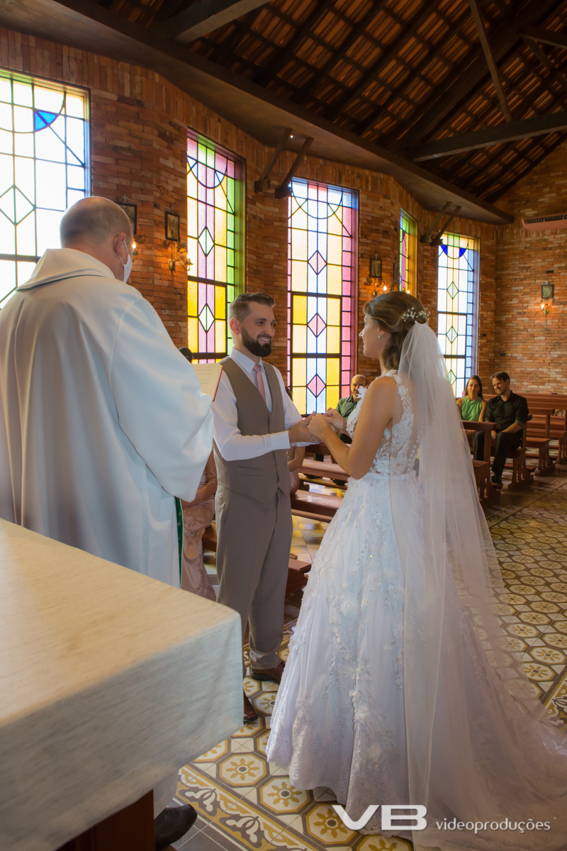 Giovani e Suelen na hora do sim