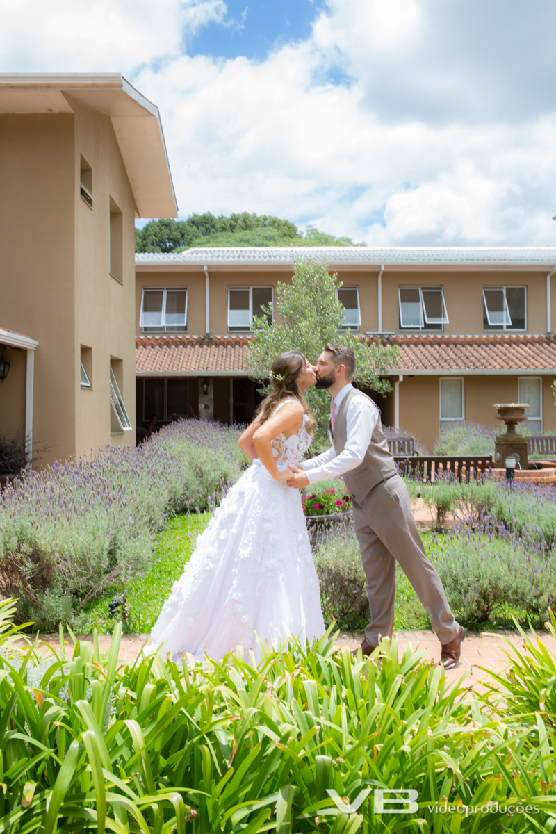 Giovani e Suelen na Pousada dos Capuchinhos