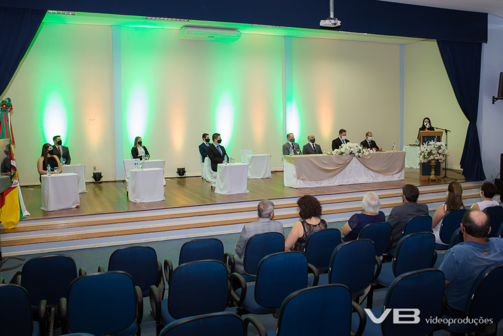 Cerimônia de Posse no Auditório Municipal de Vila Flores