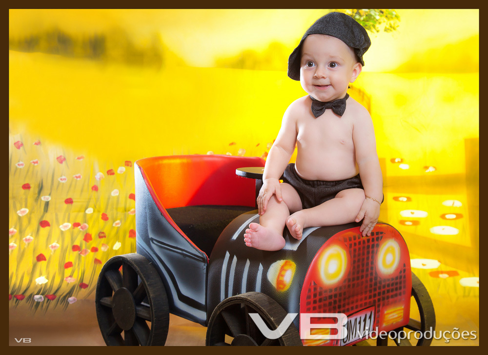 Acompanhamento bebê cenário com jipe