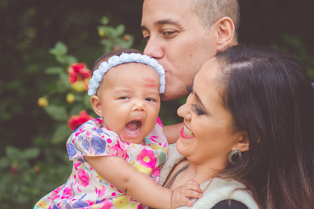 laura com abrindo a boca soninho