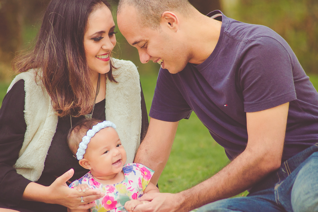 princesinha nos braços da mamãe