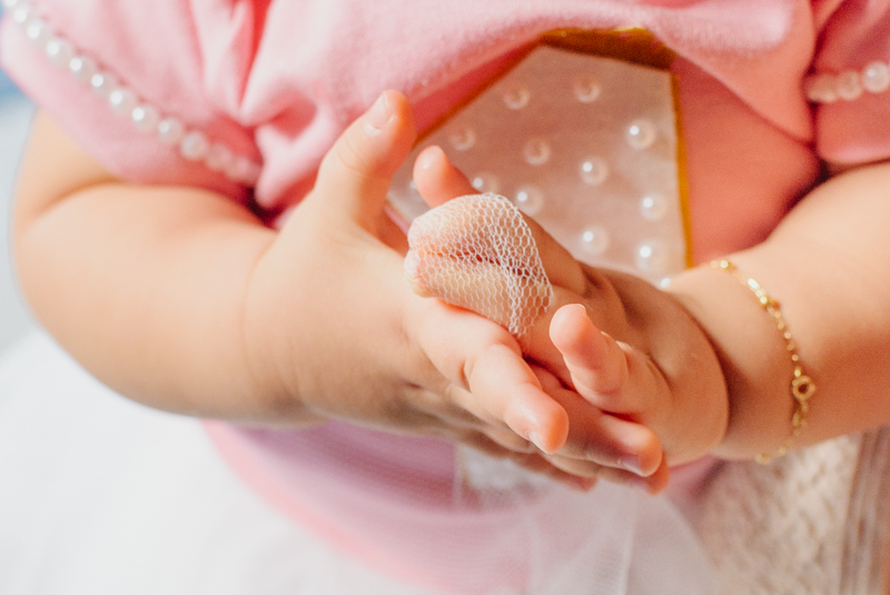 esfregando a mãozinha