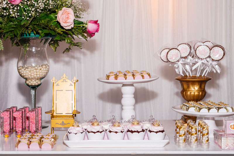 flor, cupcake, pirulitos de chocolate