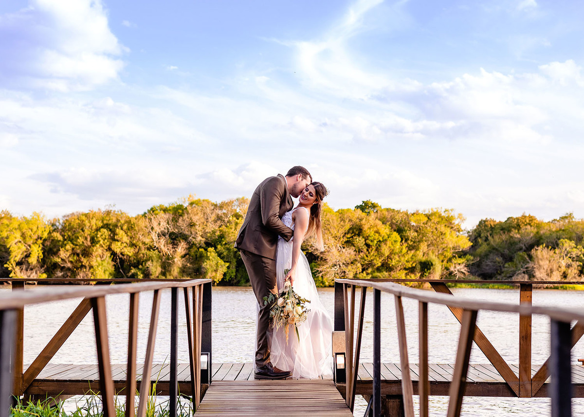 deniseefabricio,ivanlopesfotografia,fotografodecasamento,casamentonarua,clubecaçaepescapelotas,ccpp,fotografodecasamentoempelotas,casamentodiurno,fotografodecasamentoserragaucha, fotografodecasament (3)