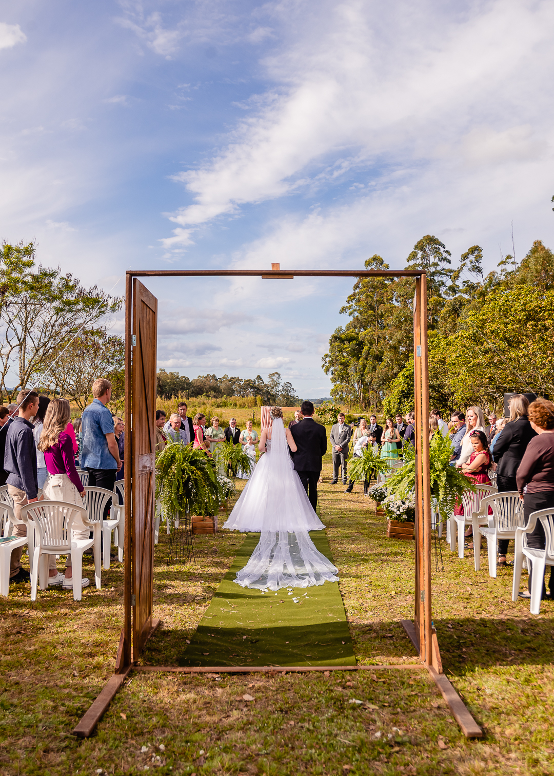 jordanaeleonardo,ivanlopesfotografia, fotografodecasamento, fotografodecasamentocanguçu, fotografodecasamentoriogrande, casamentonarua, casamentoaoarlivre, casamentocomviolino, casamentoespaçovera (1)