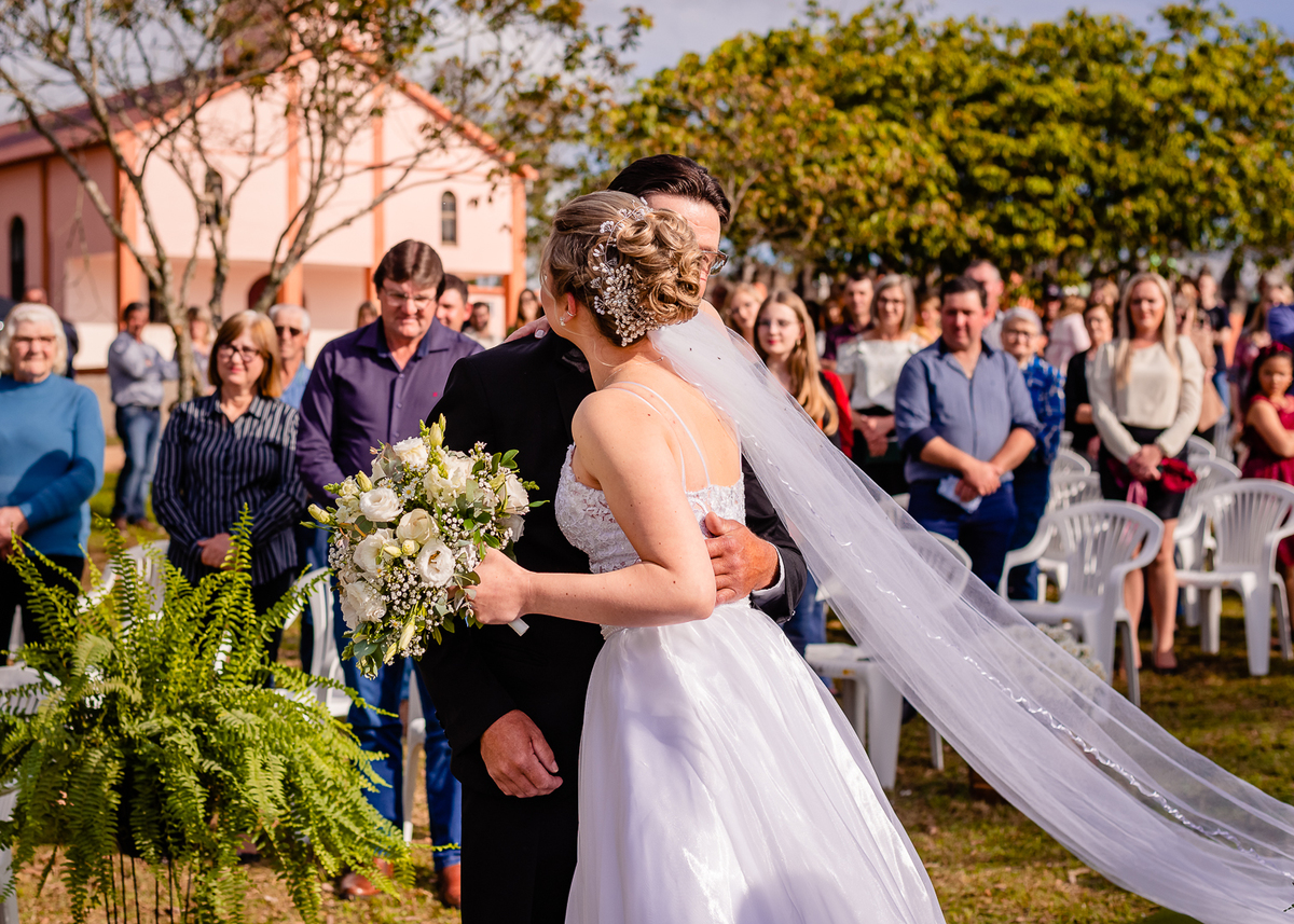 jordanaeleonardo,ivanlopesfotografia, fotografodecasamento, fotografodecasamentocanguçu, fotografodecasamentoriogrande, casamentonarua, casamentoaoarlivre, casamentocomviolino, casamentoespaçovera (1)