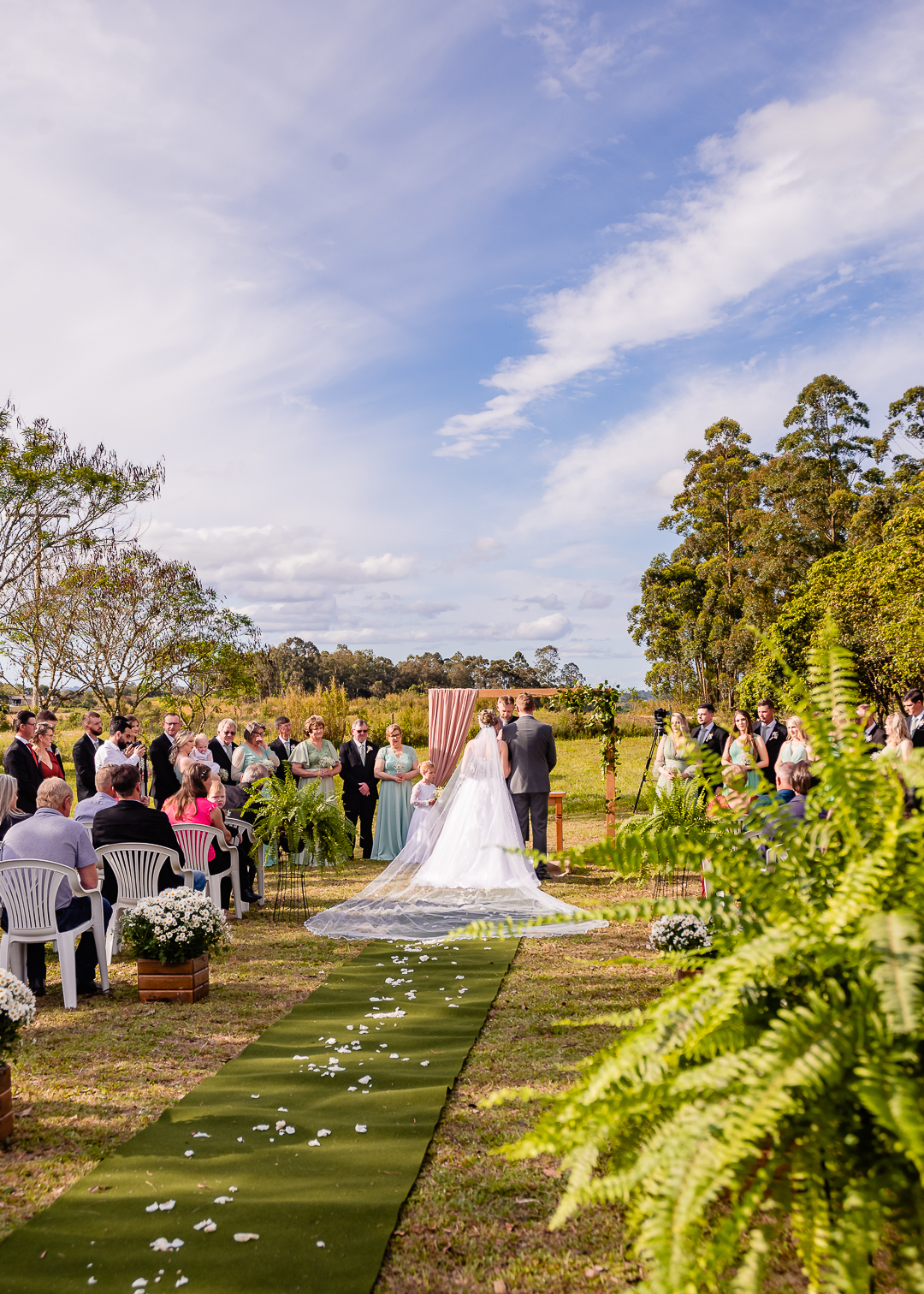jordanaeleonardo,ivanlopesfotografia, fotografodecasamento, fotografodecasamentocanguçu, fotografodecasamentoriogrande, casamentonarua, casamentoaoarlivre, casamentocomviolino, casamentoespaçovera (1)
