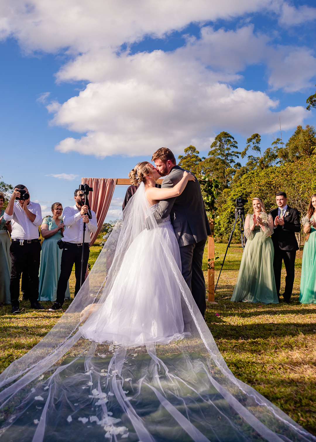 jordanaeleonardo,ivanlopesfotografia, fotografodecasamento, fotografodecasamentocanguçu, fotografodecasamentoriogrande, casamentonarua, casamentoaoarlivre, casamentocomviolino, casamentoespaçovera (1)