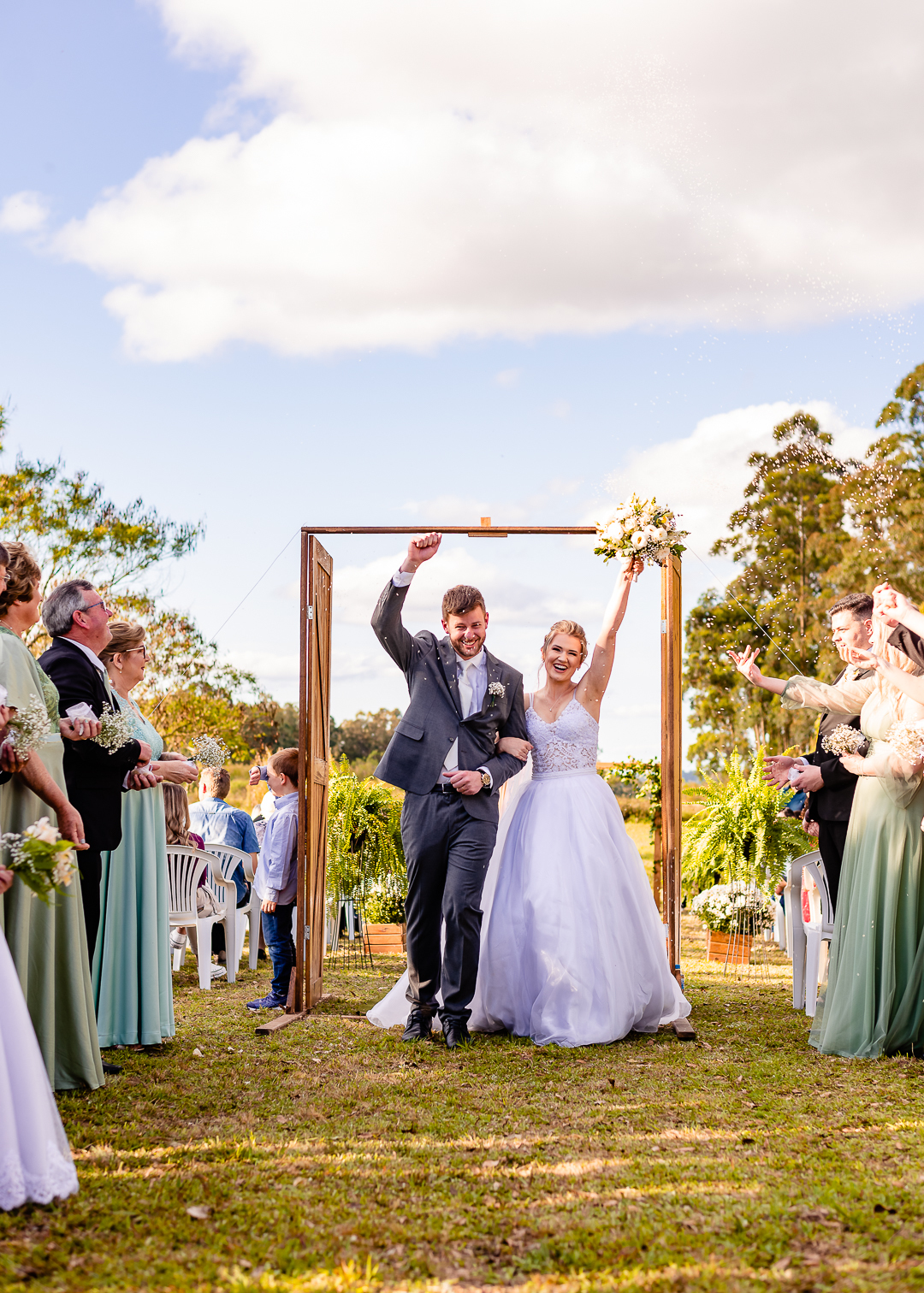 jordanaeleonardo,ivanlopesfotografia, fotografodecasamento, fotografodecasamentocanguçu, fotografodecasamentoriogrande, casamentonarua, casamentoaoarlivre, casamentocomviolino, casamentoespaçovera (1)