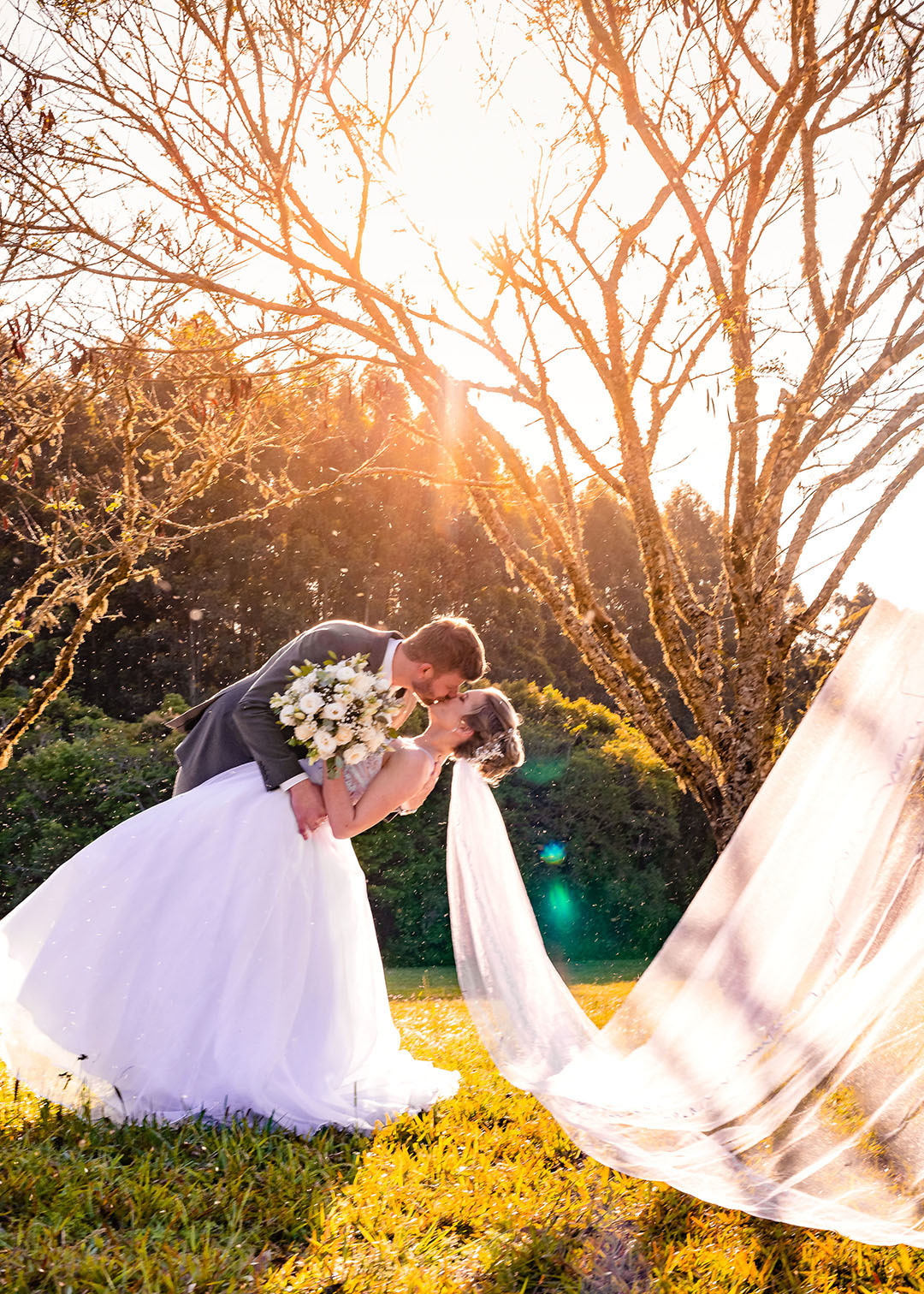 jordanaeleonardo,ivanlopesfotografia, fotografodecasamento, fotografodecasamentocanguçu, fotografodecasamentoriogrande, casamentonarua, casamentoaoarlivre, casamentocomviolino, casamentoespaçovera (1)