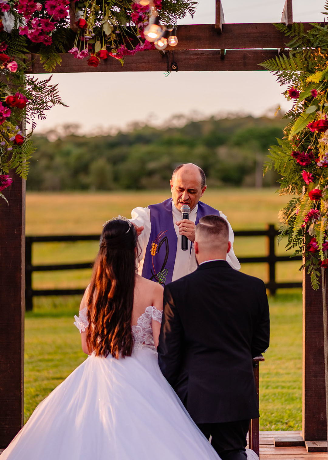 ivanlopesfotografia, fotografodecasamento, fotografodecasamentocanguçu, fotografodecasamentosaolourençodosul, casamentonarua, casamentoaoarlivre, casamentocomviolino, casamentofazendasobrado (1)