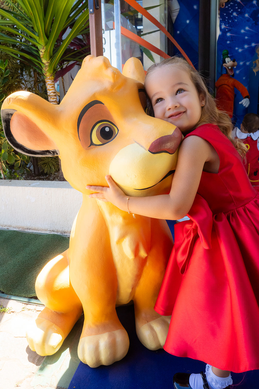 maria abracando o rei leo