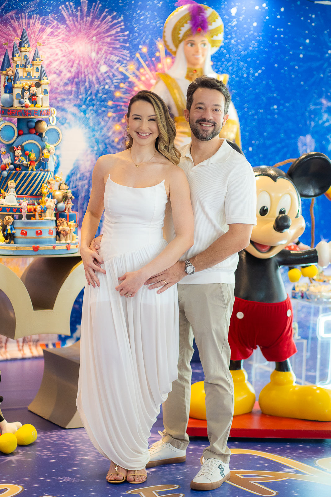 mãe e pai foto carinhosa