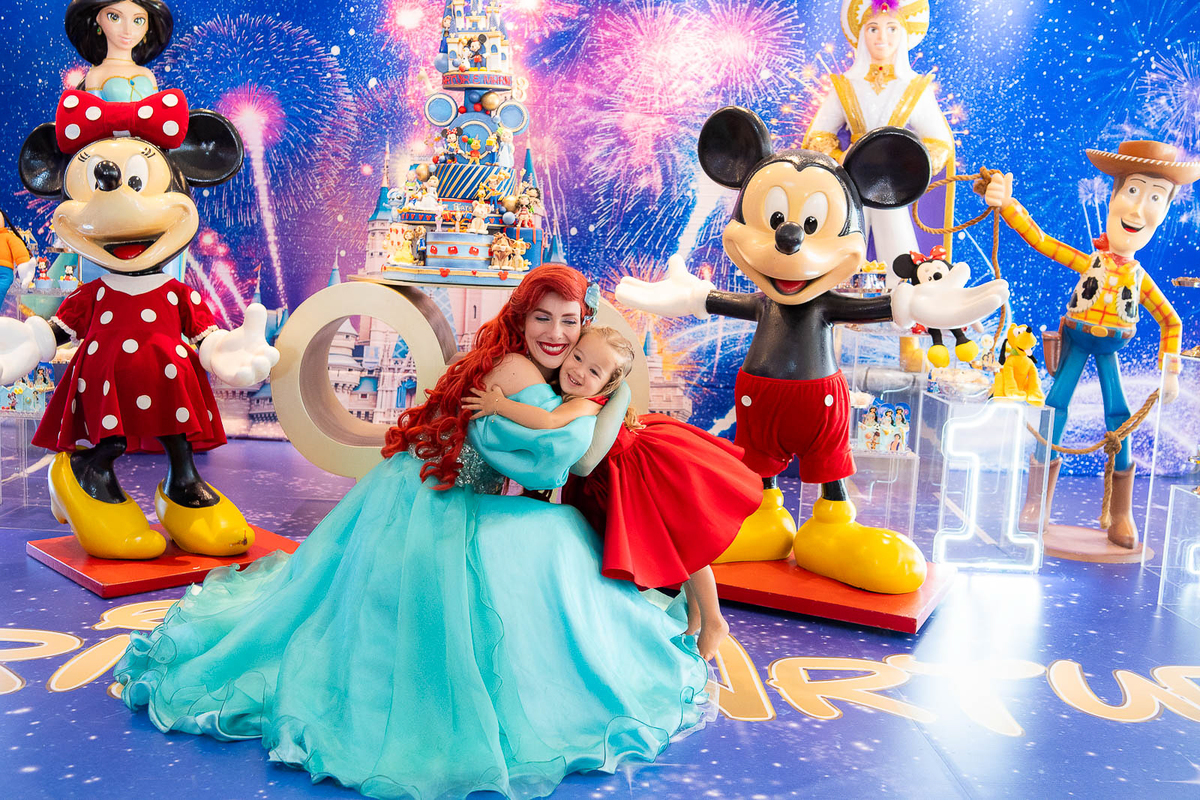 princesas de abraçando 