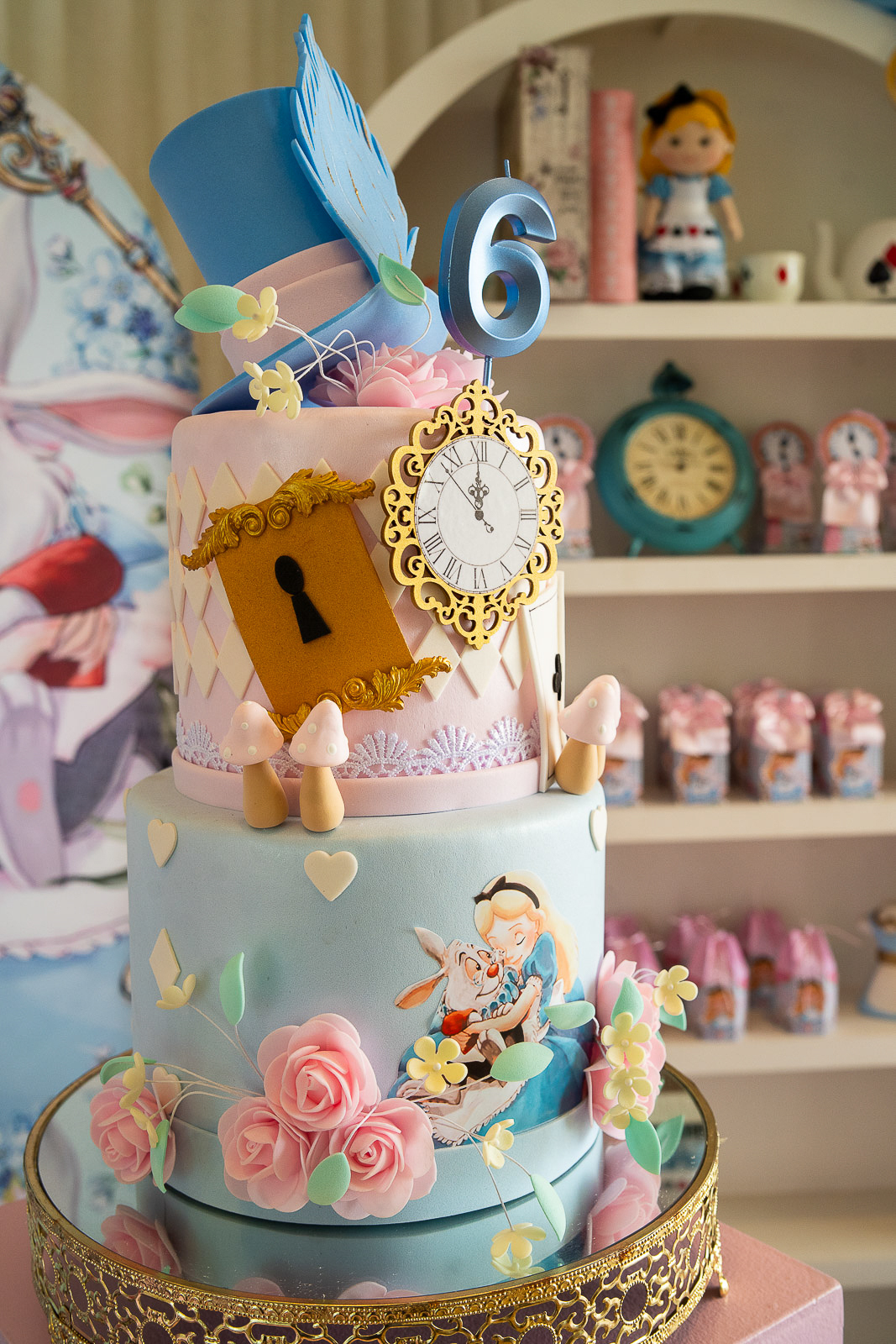 bolo alice no pais das maravilhas