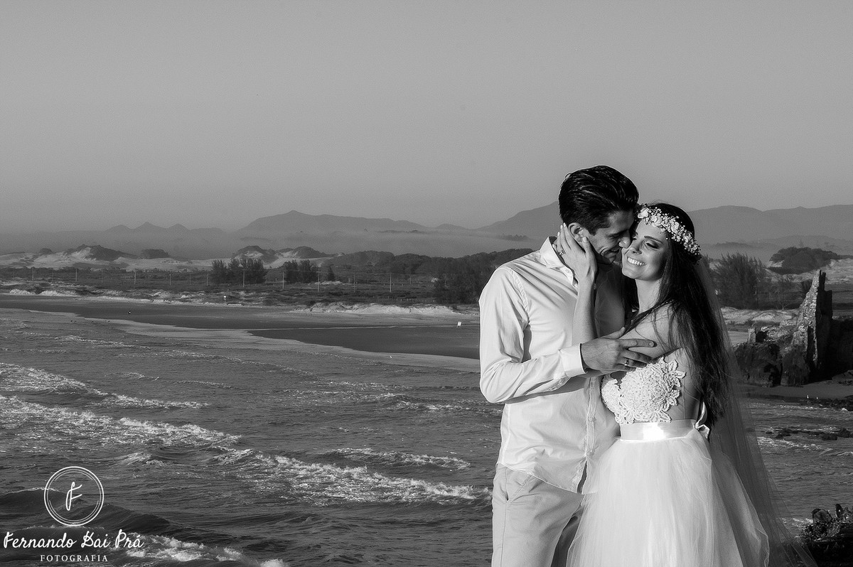 Ensaio de casal na praia