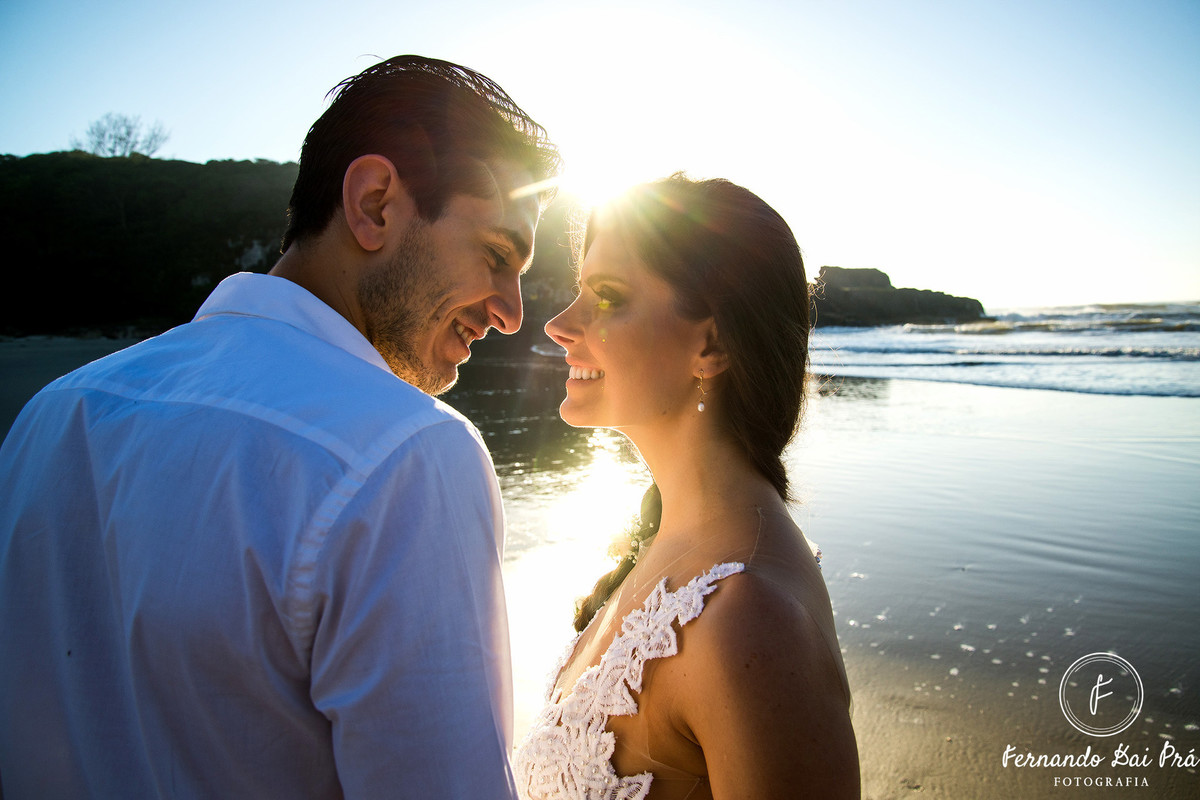 Ensaio de casal na praia