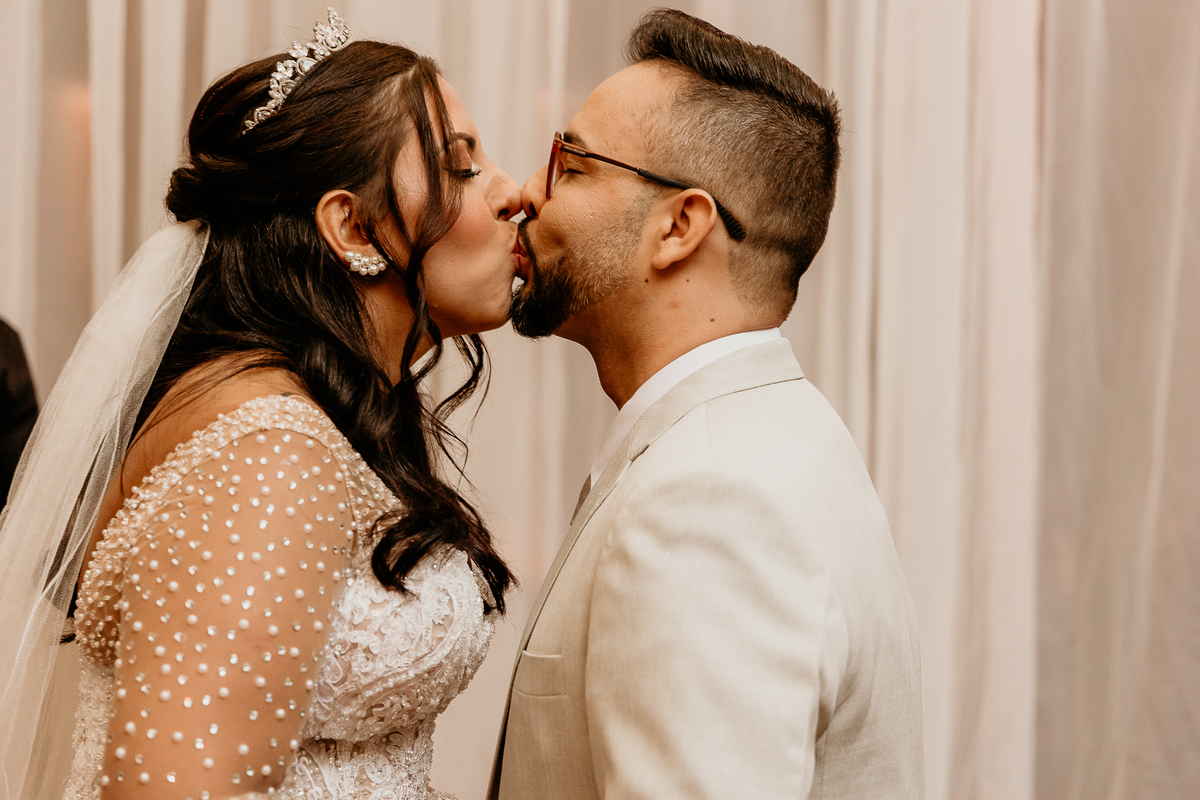 Beijo do casal