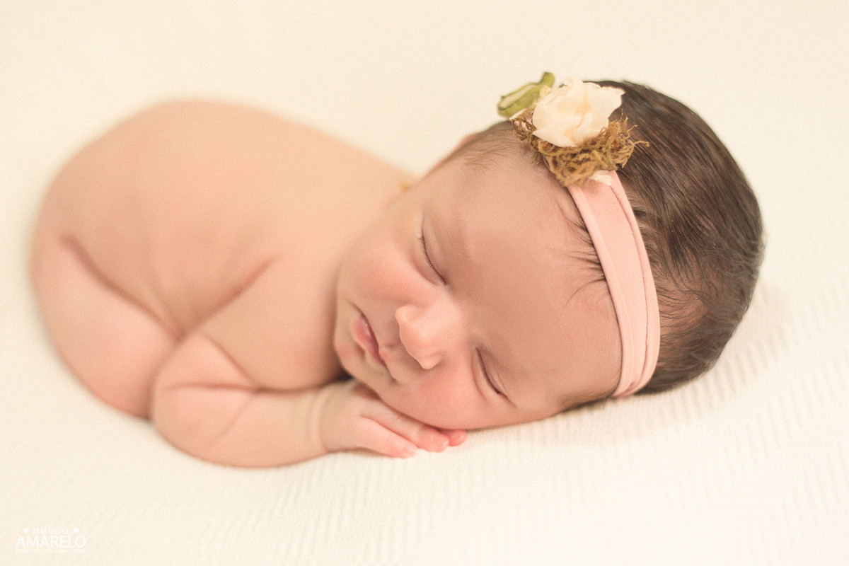 bebê dormindo foto de Newborn feita po Mundo Amarelo