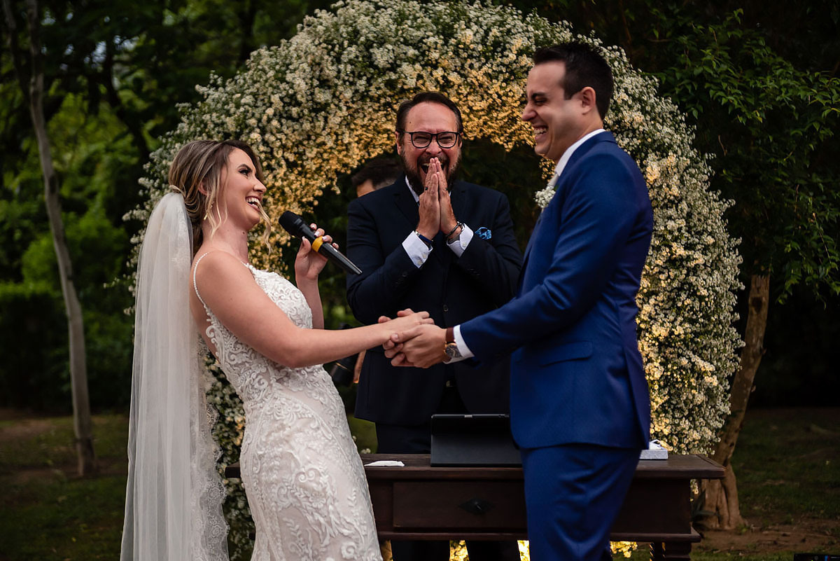 noivos descontraídos