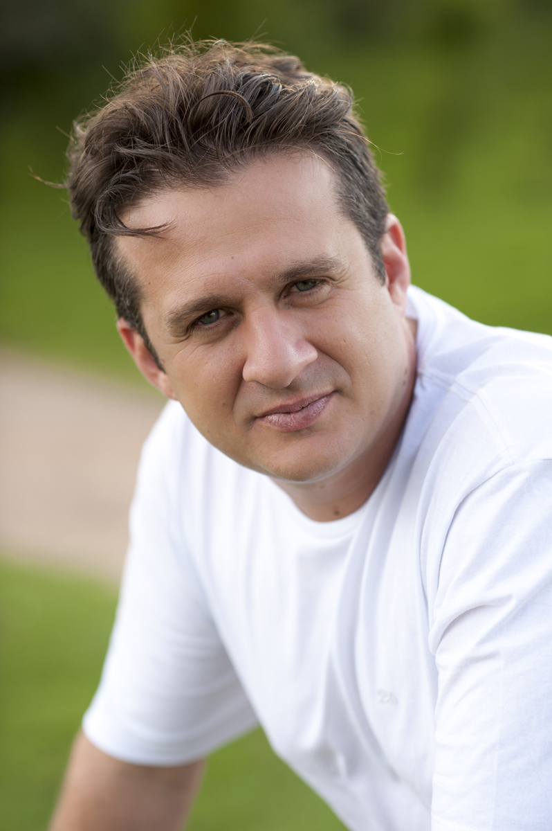 retrato do noivo em ensaio