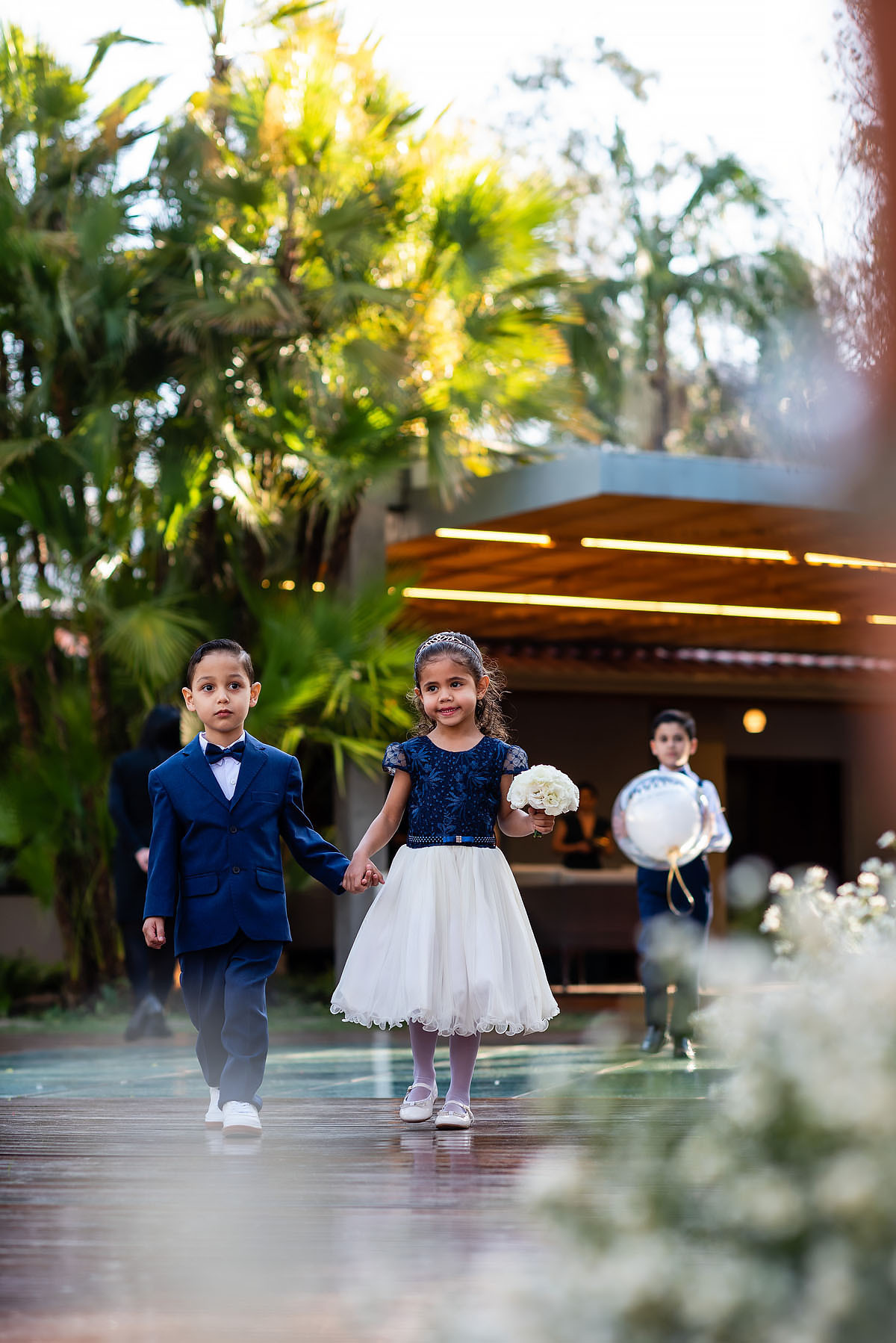 casamento ao entardecer no alto das palmeiras